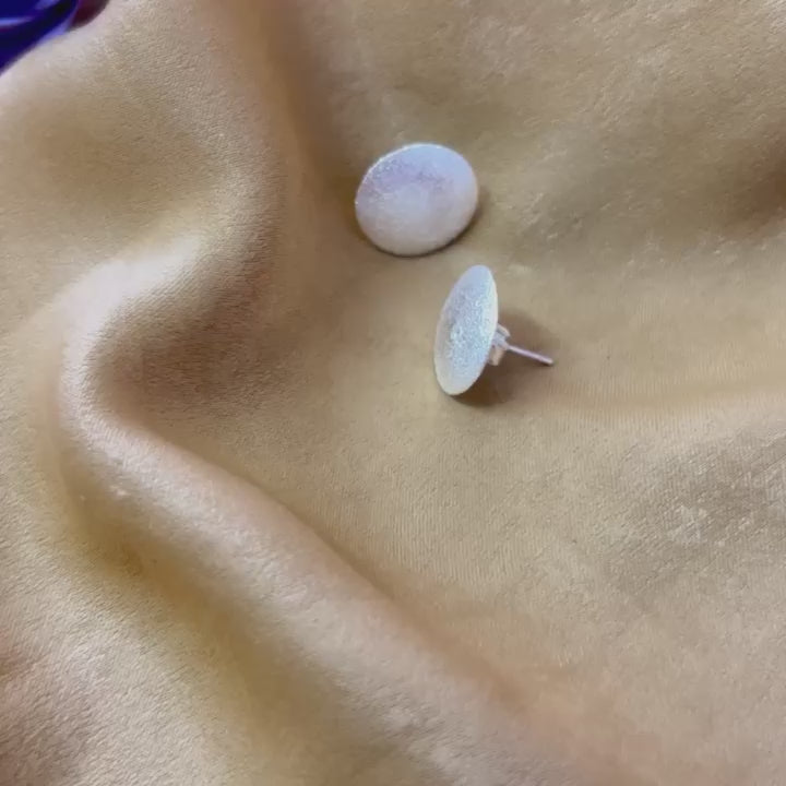 silver-button-studs